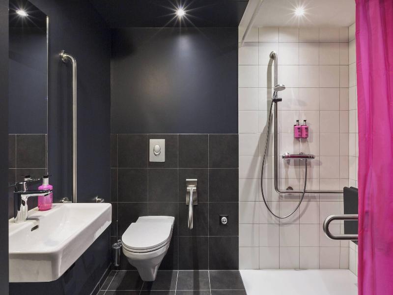 Moxy Lausanne City - Oda