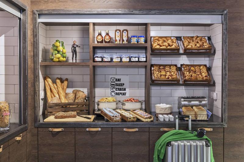 Moxy Lausanne City - Restoran