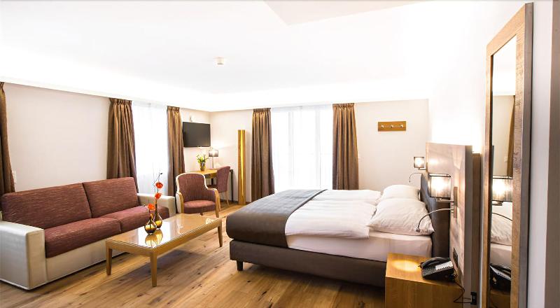 Romantik Hotel Le Vignier - Oda