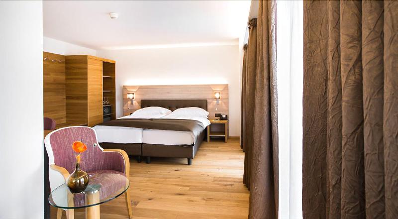 Romantik Hotel Le Vignier - Oda