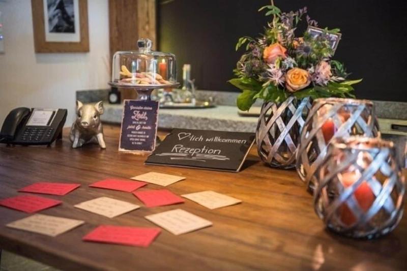 Matterhorn Lodge Hotel & Appartements - Lobi