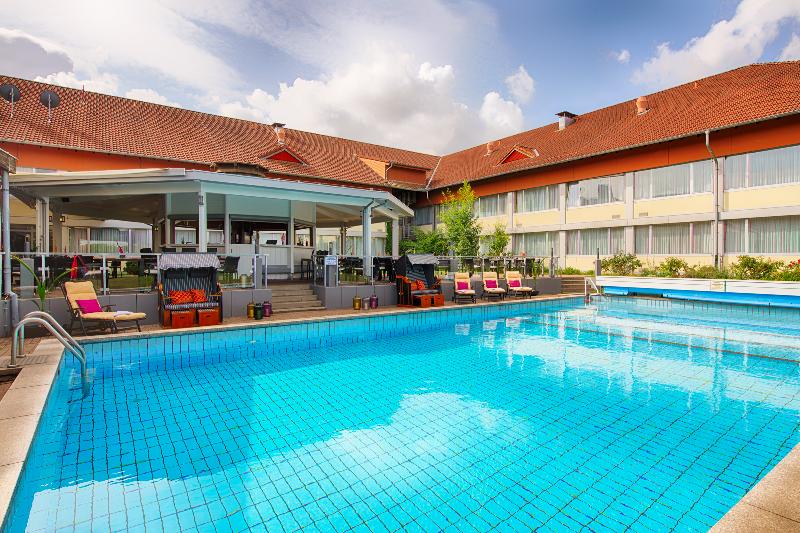 Leonardo Hotel Heidelberg Walldorf - Havuz