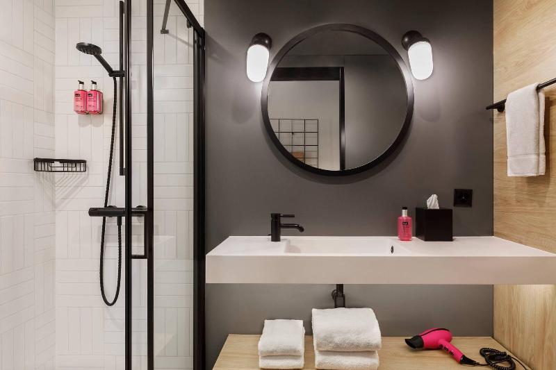Moxy Bern Expo - Oda