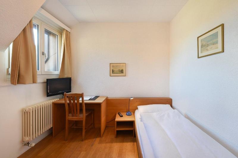 Hotel National Bern - Oda