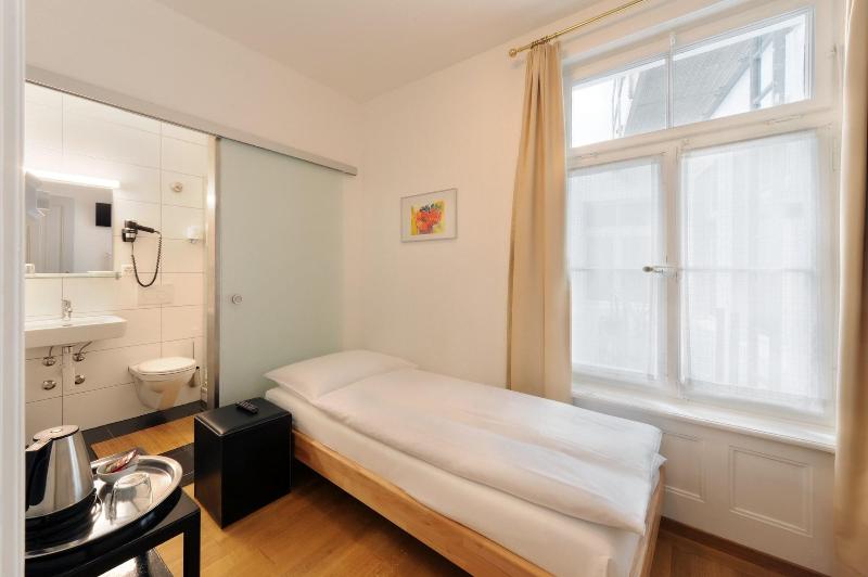 Hotel National Bern - Oda
