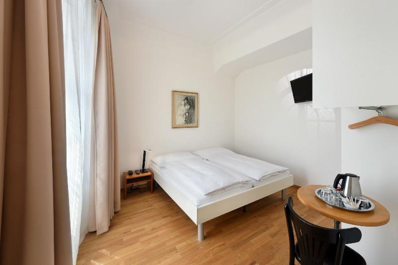 Hotel National Bern - Oda