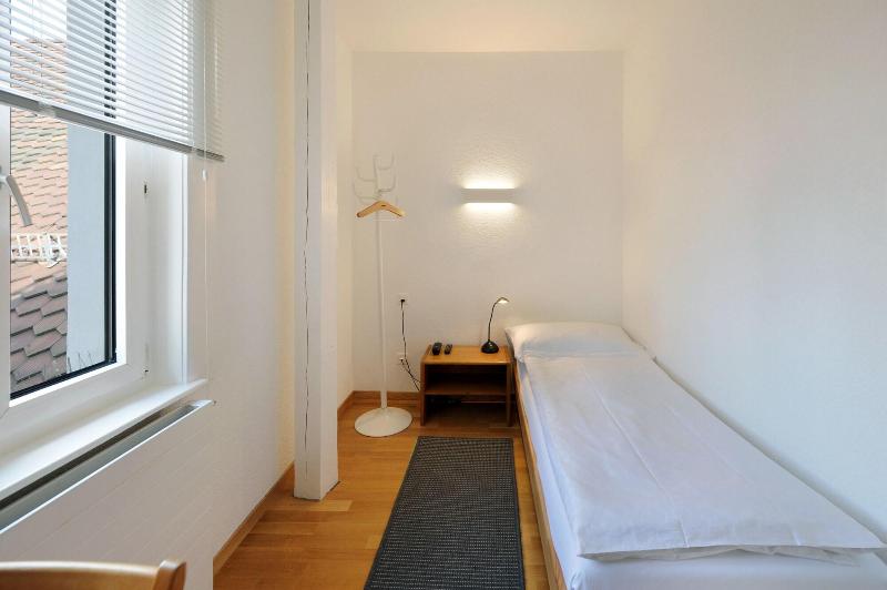 Hotel National Bern - Oda