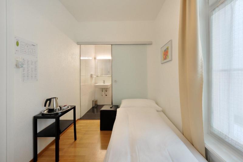 Hotel National Bern - Oda