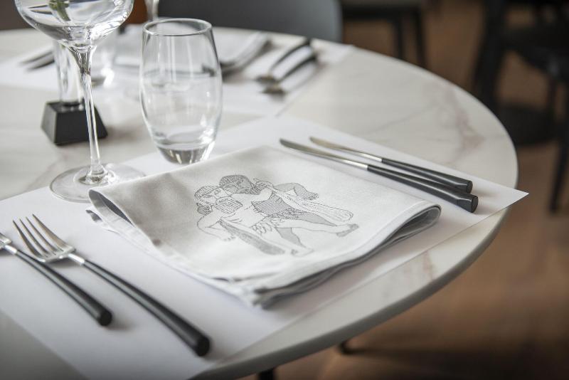 Le Sauvage - Restoran