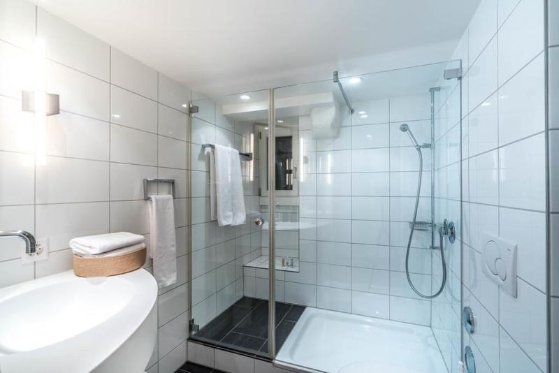 Lake Side Location Bellevue - Oda