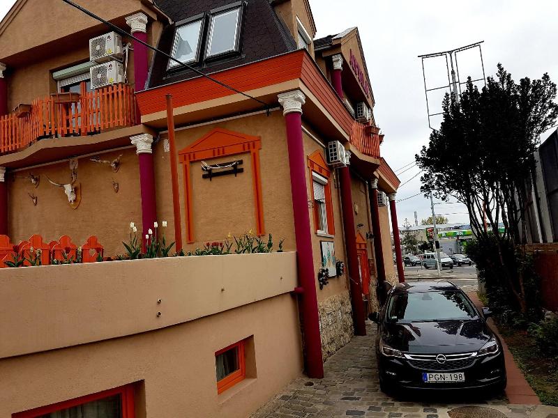 Attila Hotel - Teras