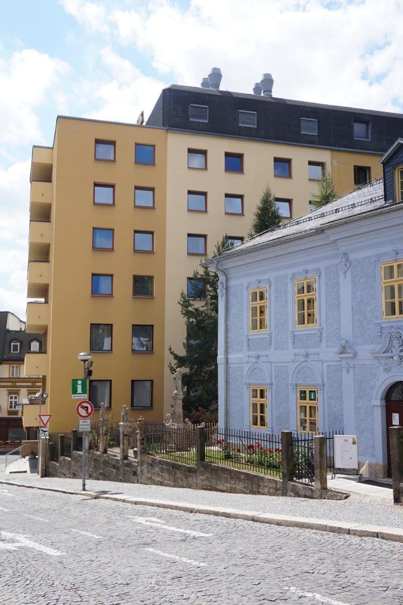 Hotel Merkur - Genel
