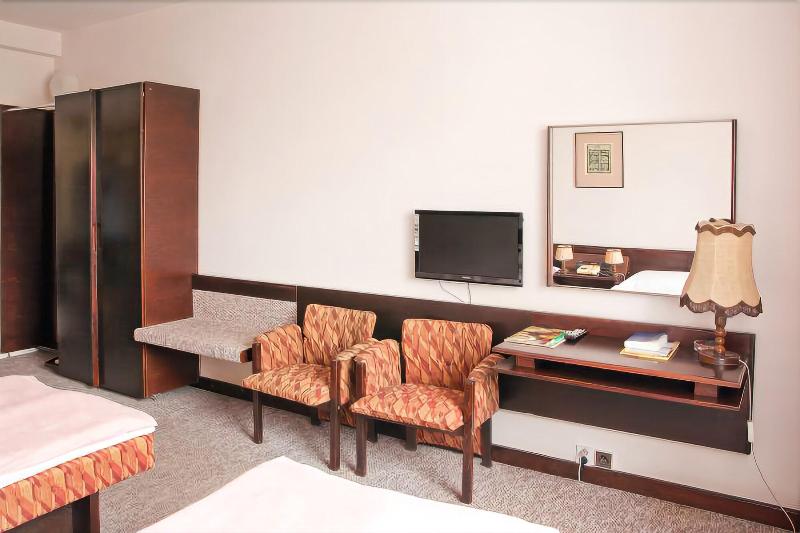 Hotel Merkur - Oda
