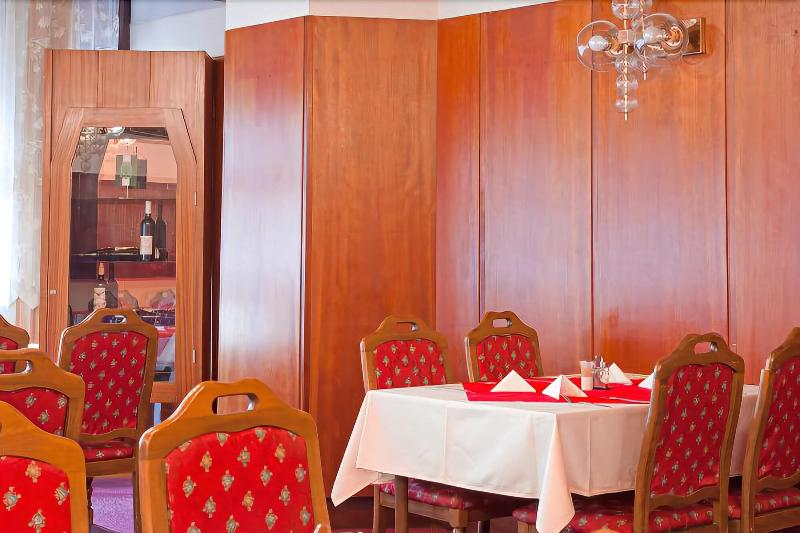 Hotel Merkur - Restoran