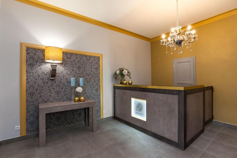 Gorgeous Prague Rooms - Lobi
