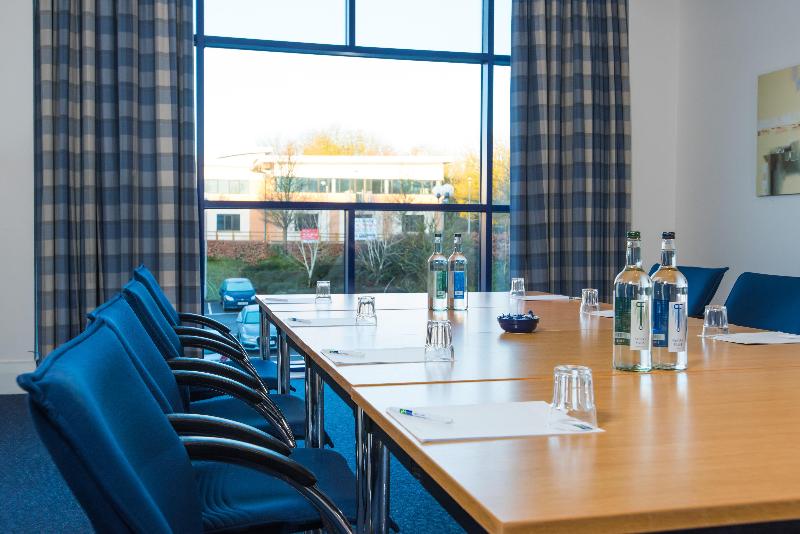 Holiday Inn Express Newport - Toplantı