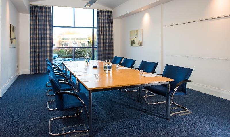 Holiday Inn Express Newport - Toplantı