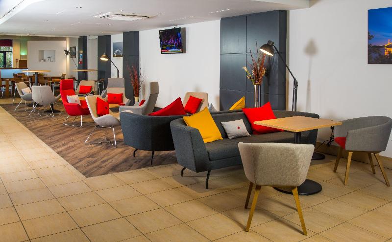 Holiday Inn Express Newport - Genel
