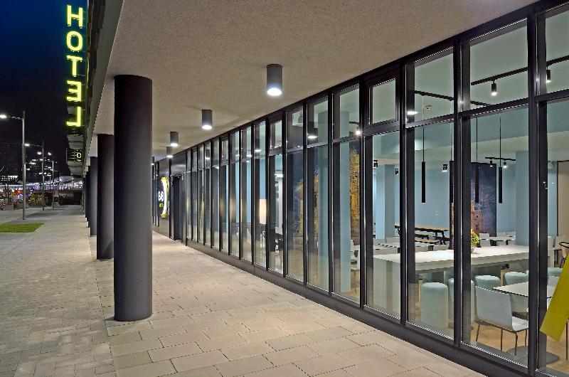 B&B Hotel Wien-Hbf - Havuz