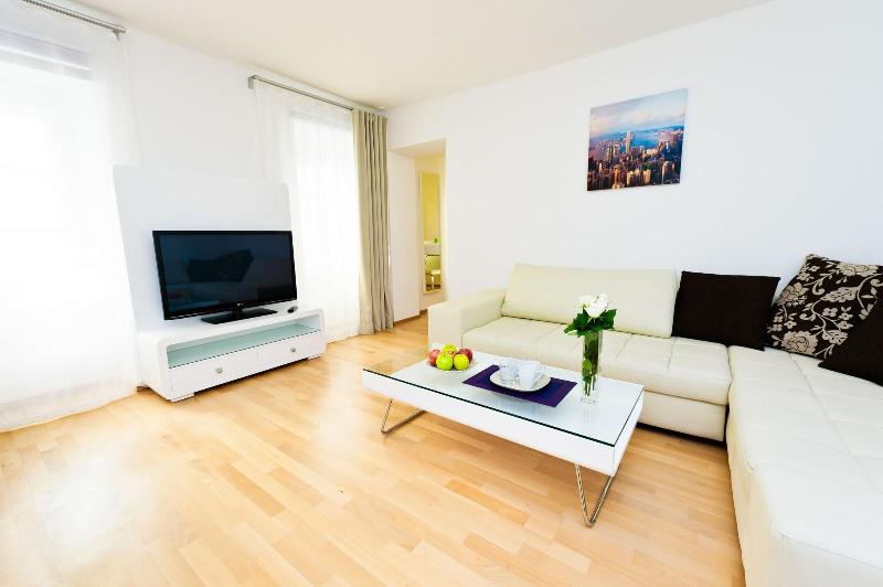Vox Design Hotel - Genel