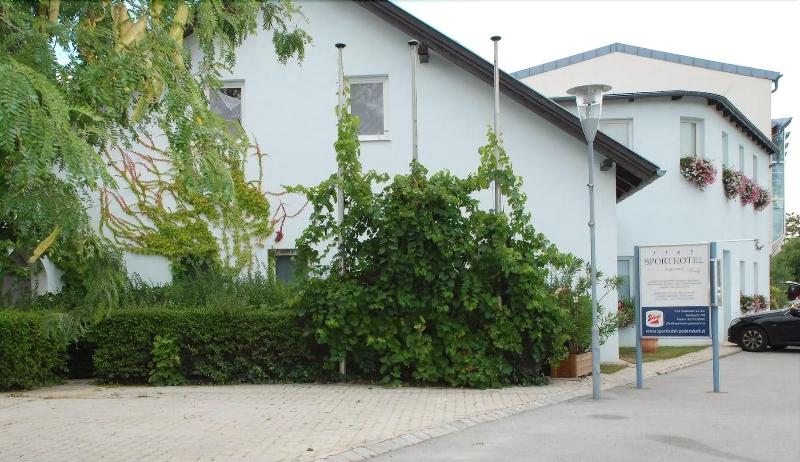 Sporthotel Podersdorf - Genel