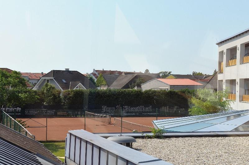 Sporthotel Podersdorf - Genel