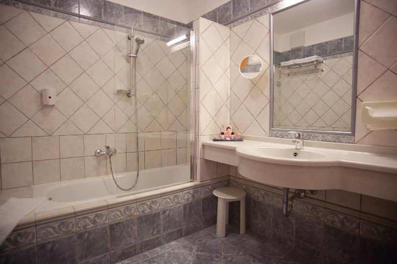Sporthotel Podersdorf - Oda