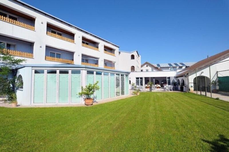 Sporthotel Podersdorf - Teras