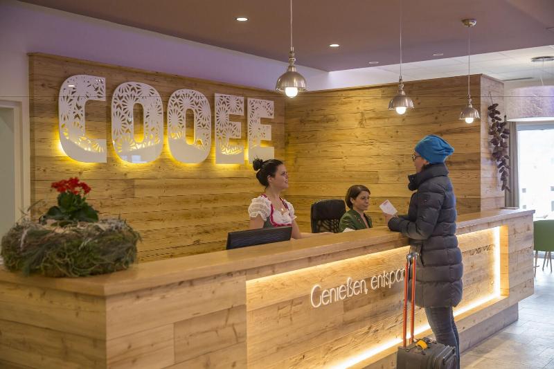 Cooee Alpin Hotel Dachstein - Lobi