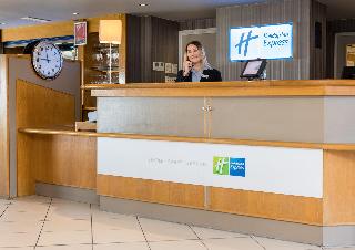 Holiday Inn Express London - Luton Airport fotoÄŸrafÄ±