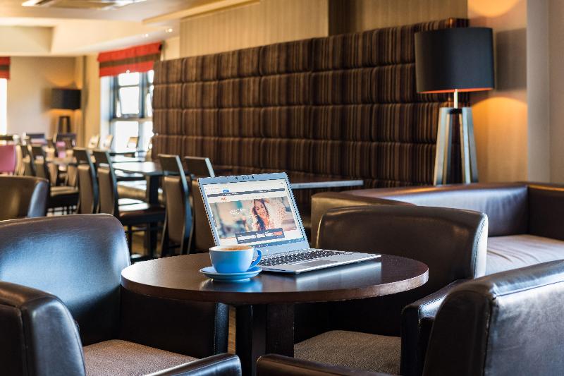 Holiday Inn Express London - Luton Airport - Genel