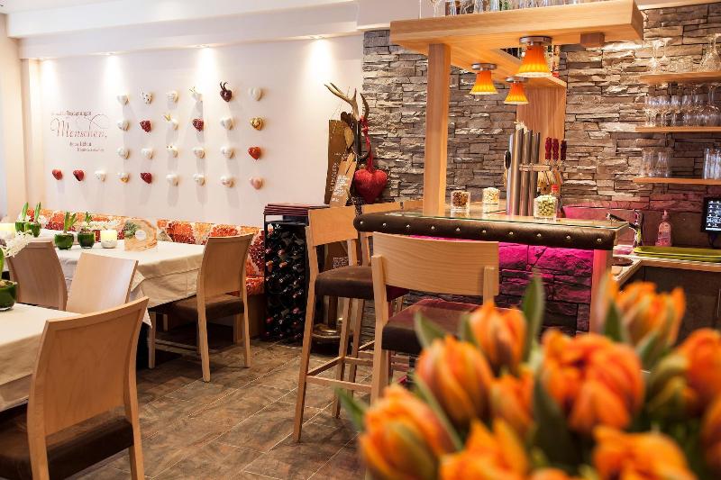 Am Dorfplatz Suites - Adults Only - Bar