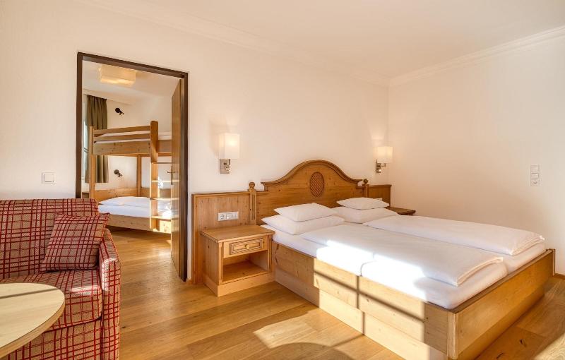 Hotel Kristall - Oda