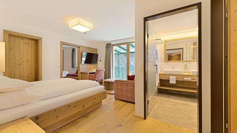 Hotel Kristall - Oda