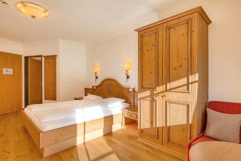 Hotel Kristall - Oda