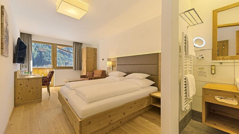 Hotel Kristall - Oda