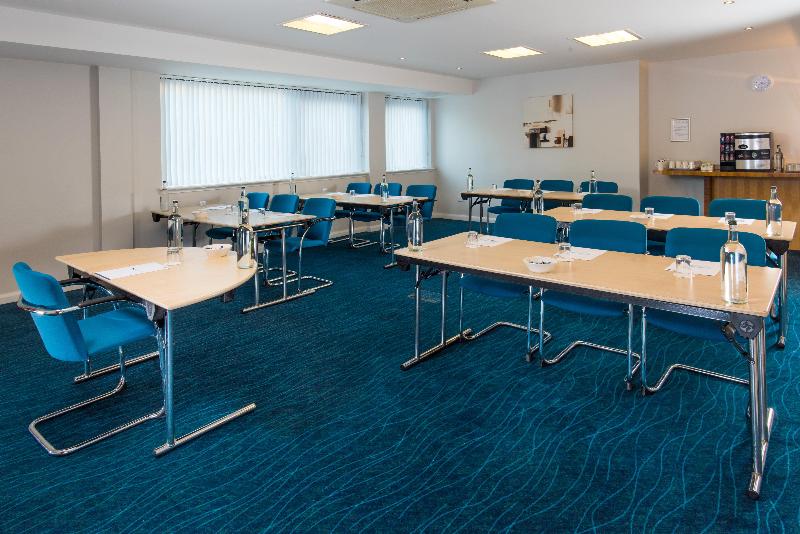Holiday Inn Express Hemel Hempstead - Toplantı