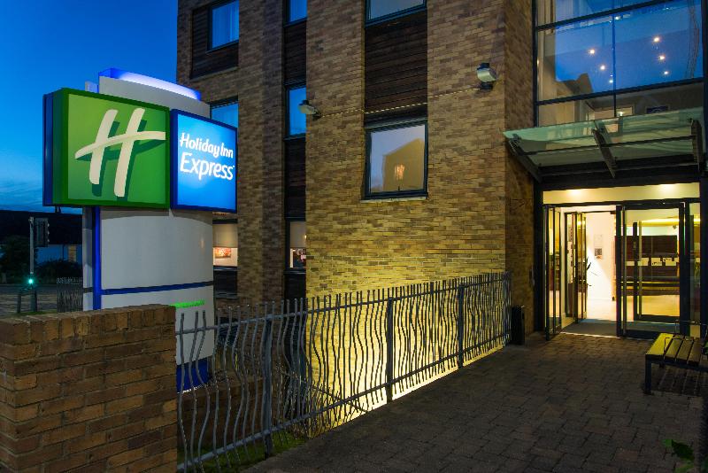 Holiday Inn Express Hemel Hempstead - Genel