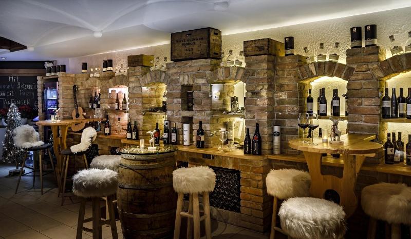 VALAMAR OBERTAUERN HOTEL ex. Petersbühel - Bar