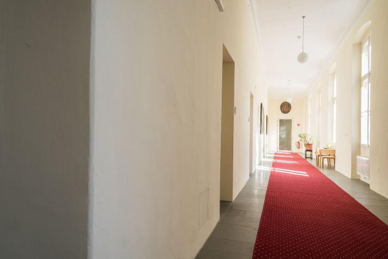 Gästehaus im Priesterseminar Salzburg - Lobi