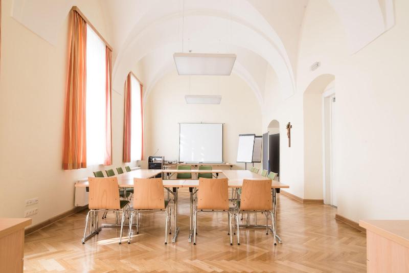 Gästehaus im Priesterseminar Salzburg - Toplantı