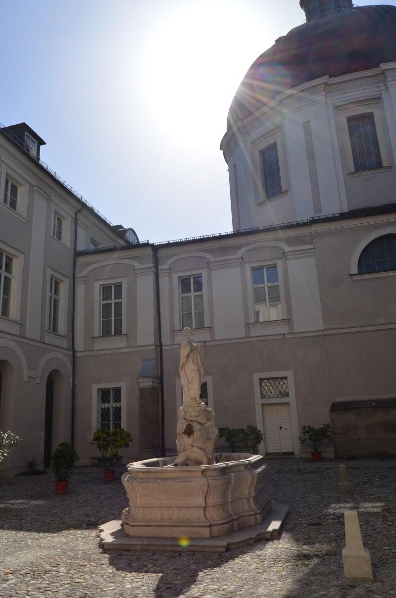 Gästehaus im Priesterseminar Salzburg - Genel
