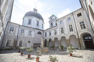 Gästehaus im Priesterseminar Salzburg fotoÄŸrafÄ±