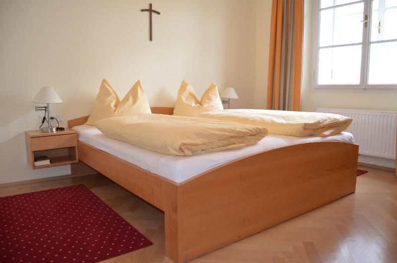 Gästehaus im Priesterseminar Salzburg - Oda