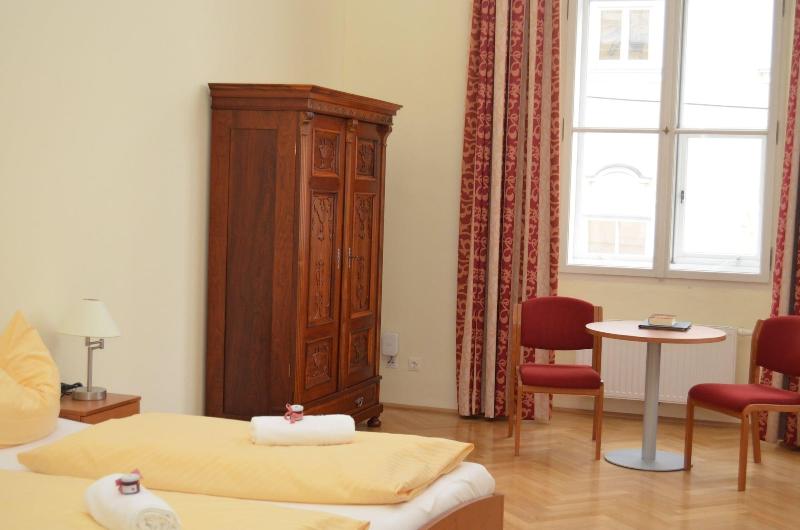 Gästehaus im Priesterseminar Salzburg - Oda