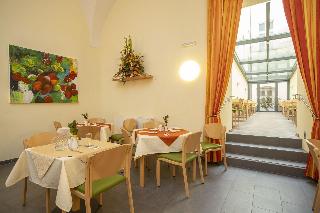 Gästehaus im Priesterseminar Salzburg fotoÄŸrafÄ±