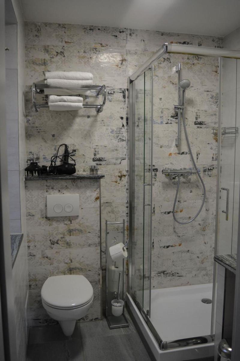 Wels Inn Hotel - Oda