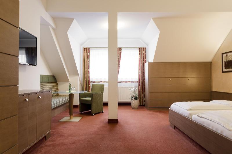 1A Landhotel Schicklberg - Lobi