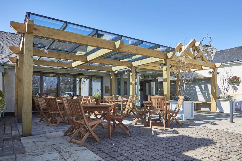 The Bluebird Inn At Samlesbury - Teras