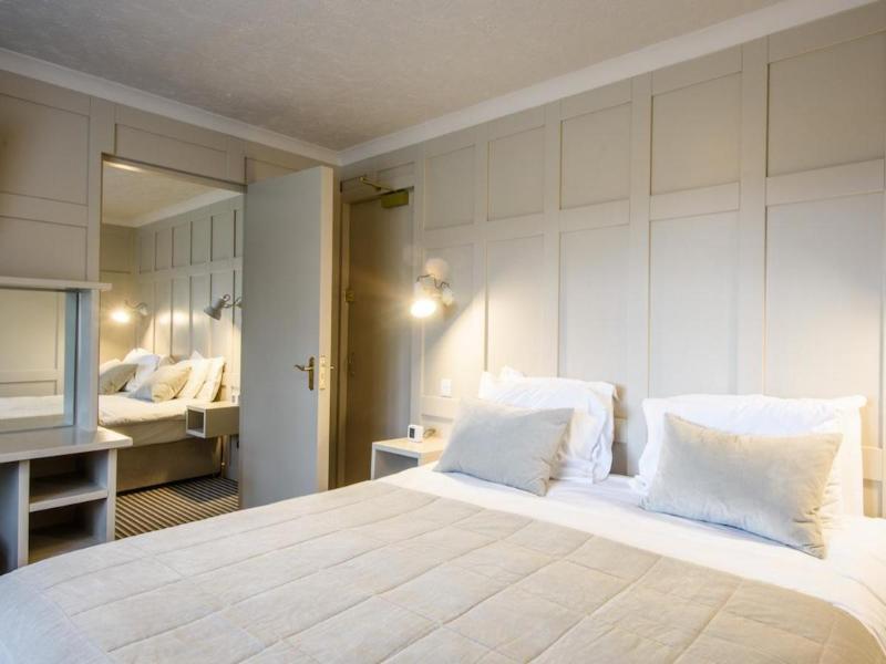 Les Douvres Hotel - Genel